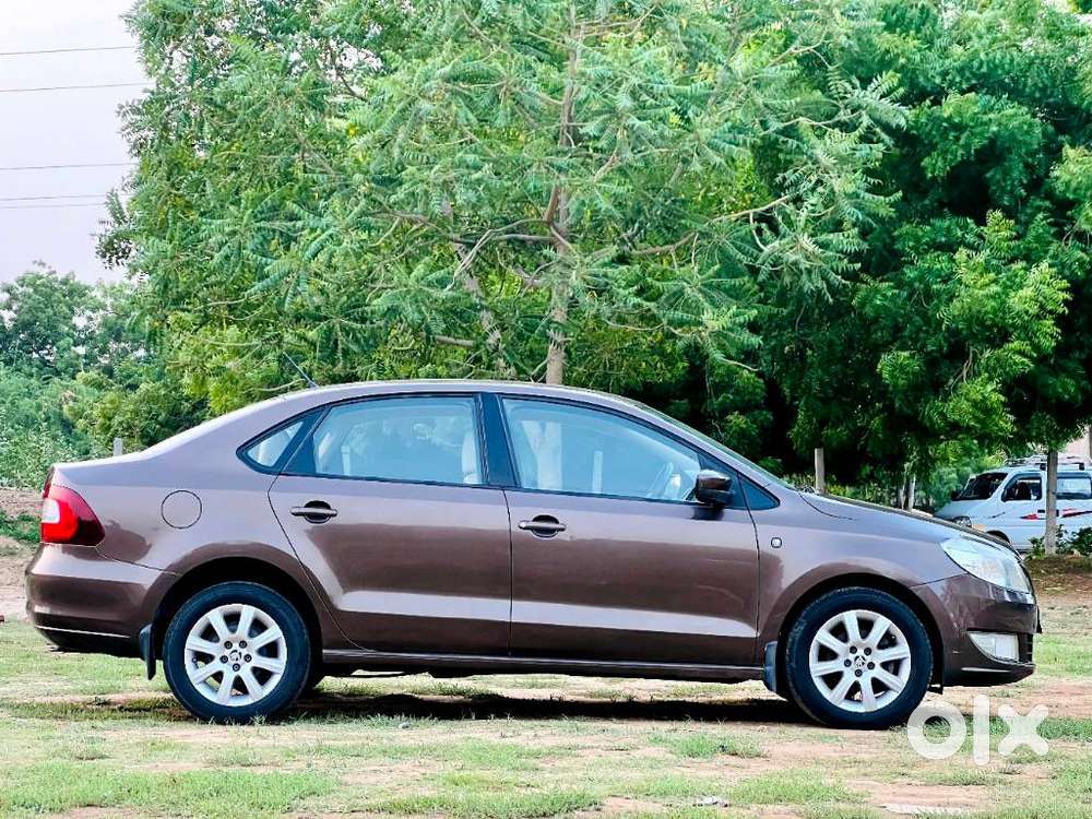 Skoda Rapid 1.5 Tdi At Ambition, 2014, Diesel