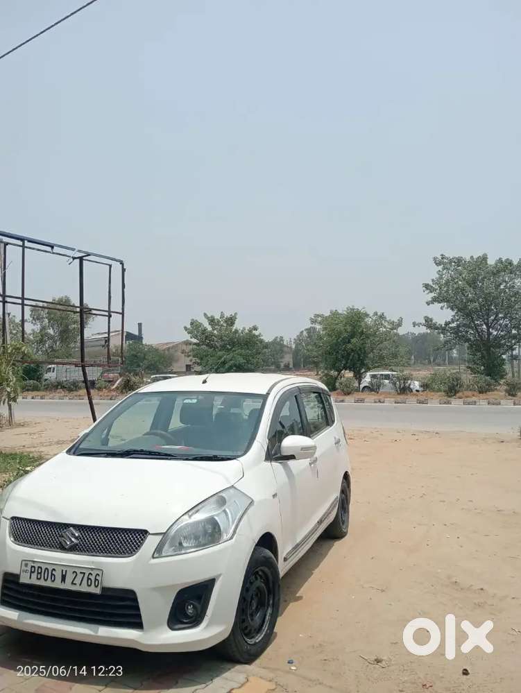 Maruti Suzuki Ertiga 2013