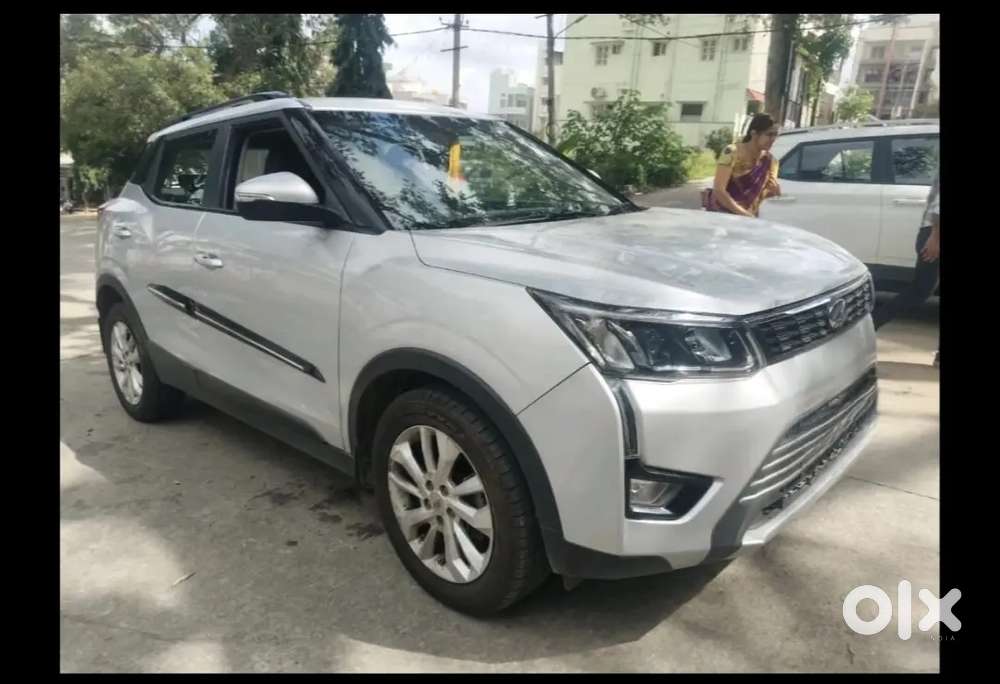 Mahindra Xuv300-w8 2019 Dual-tone