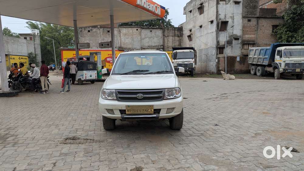 Tata Safari 2012– Excellent Engine, New Tyres, Insurance
