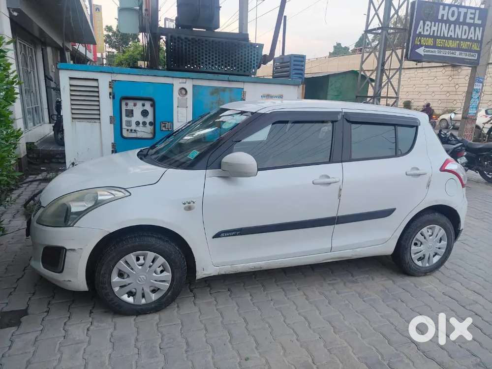 2017 Maruti Suzuki Swift Lxi Petrol
