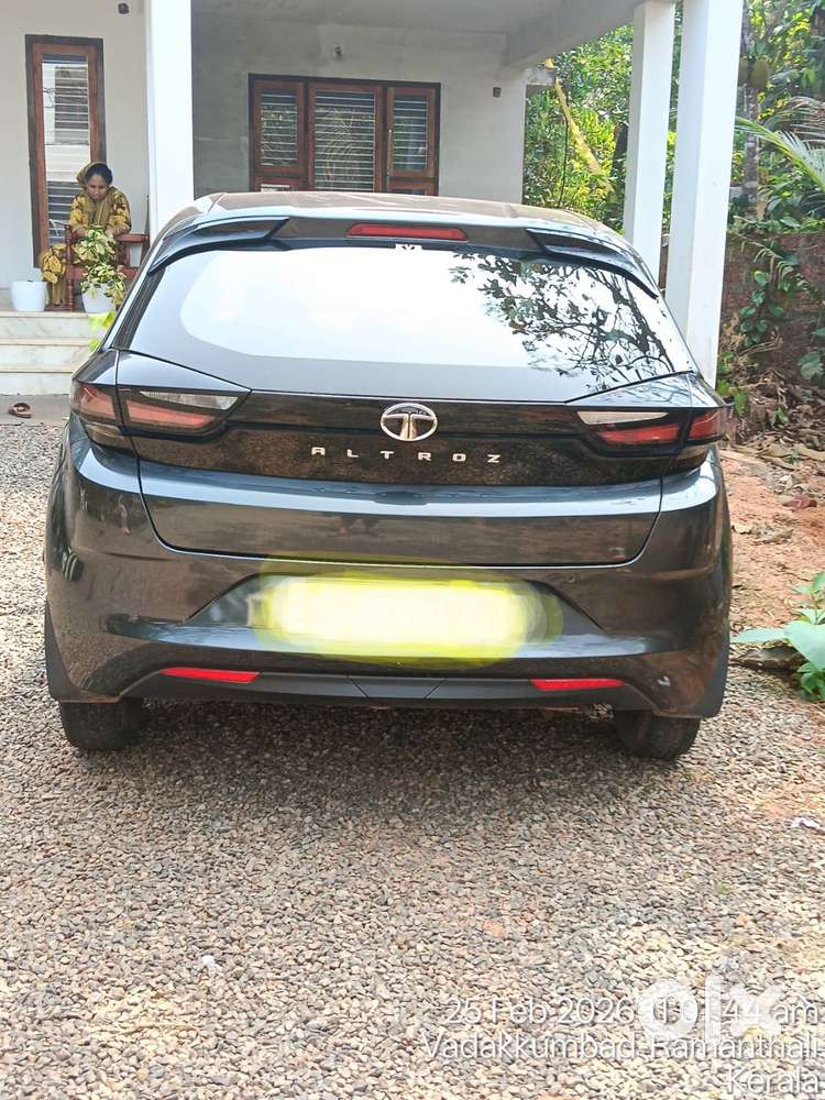 Tata Altroz 1.2 Xe 2021 Petrol
