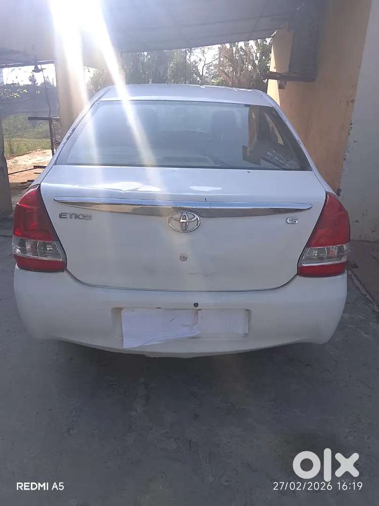 Toyota Etios 2016 Petrol 120000 Km Driven