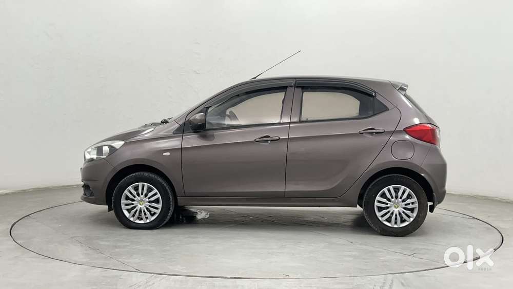 Tata Tiago 1.2 Revotron Xt, 2017, Petrol