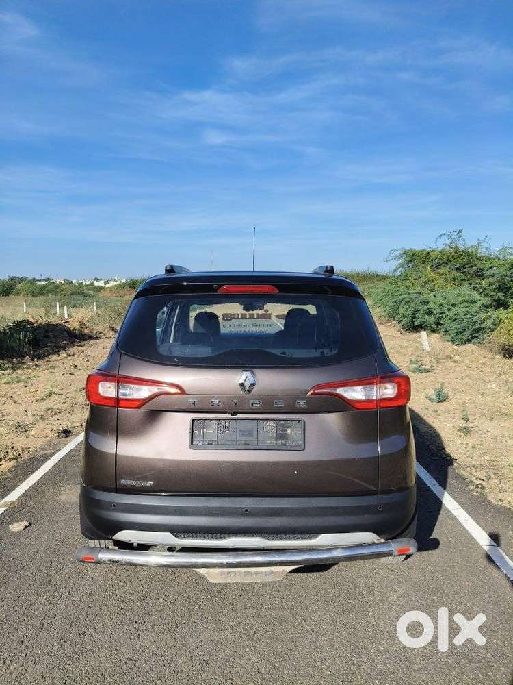 Renault Triber Rxt, 2022, Petrol