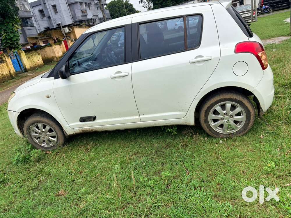 Maruti Suzuki Swift 2010 Petrol Well Maintained