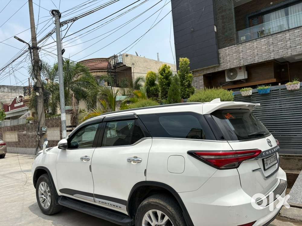 Toyota Fortuner 2.8 Legender 2023