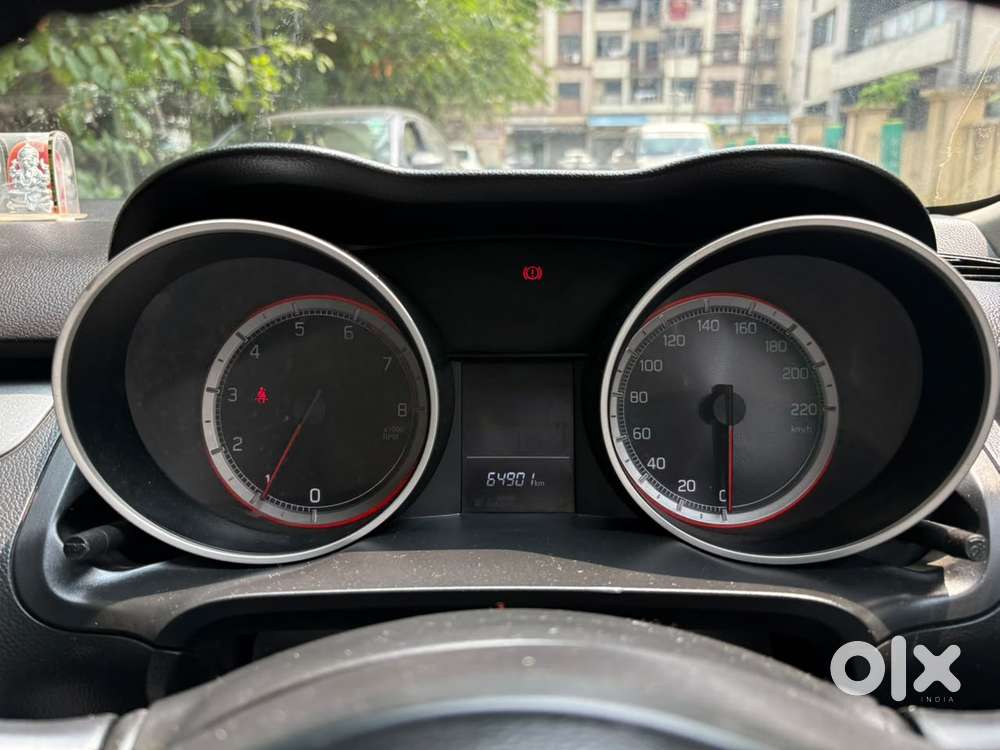 Maruti Suzuki Swift Vxi + Manual, 2018, Petrol
