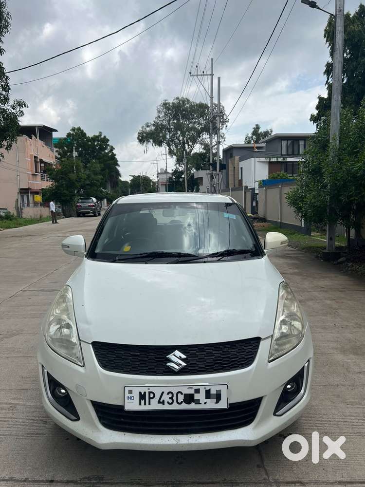 Maruti Suzuki Swift Vxi + Manual, 2015, Petrol