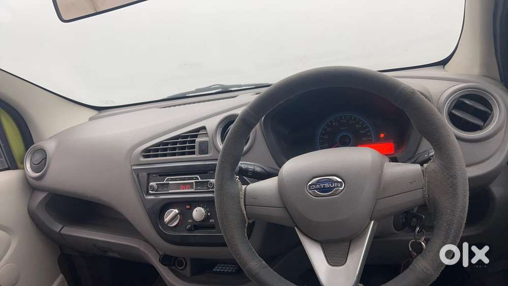 Datsun Redigo T Option, 2016, Petrol