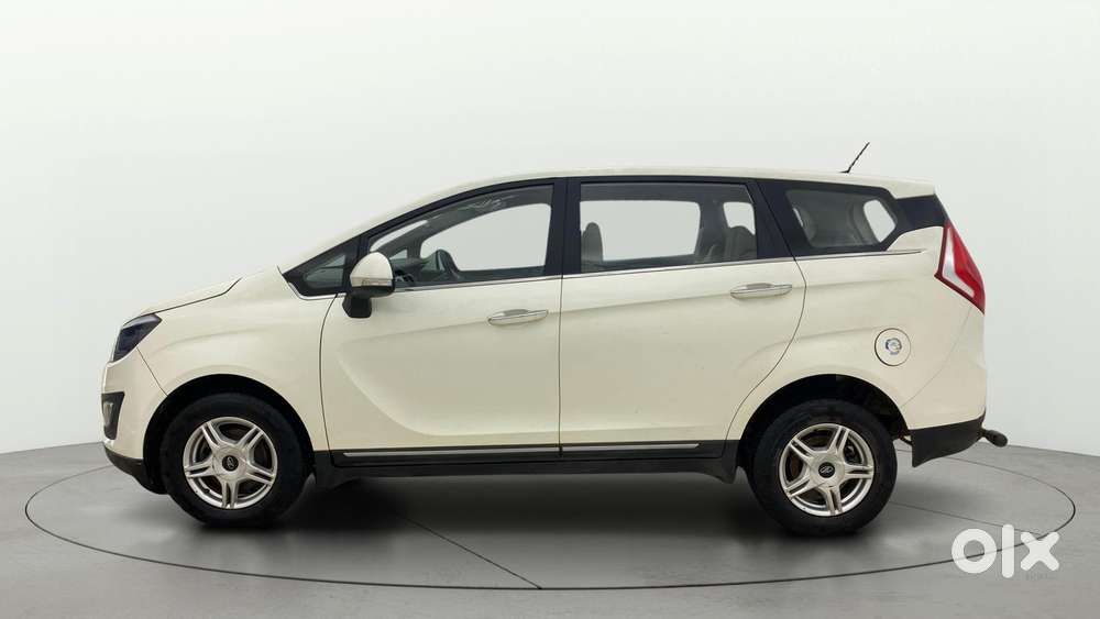Mahindra Marazzo M6 8str, 2020, Diesel