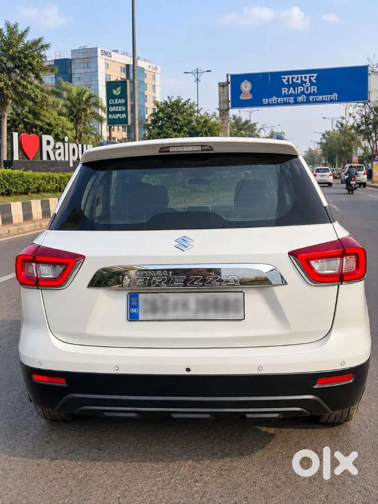 Maruti Suzuki Brezza Zxi 2022