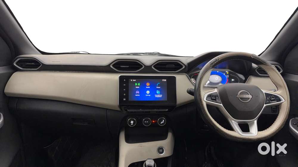 Nissan Magnite 1.0 Xv, 2021, Petrol