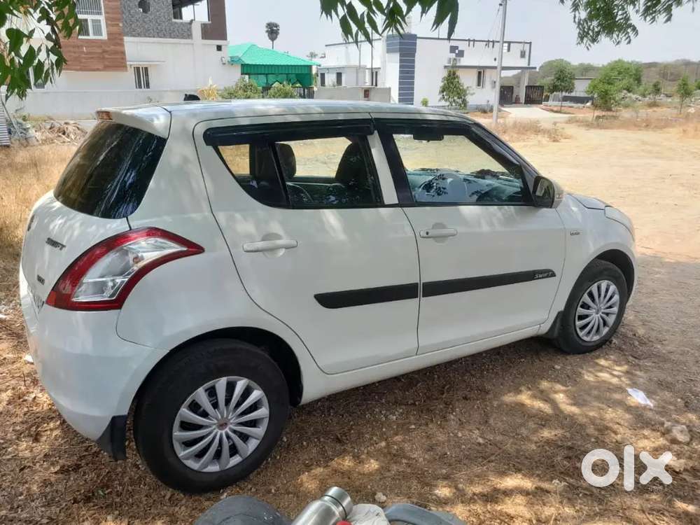 Maruti Suzuki Swift 2011 Diesel 140000 Km Driven