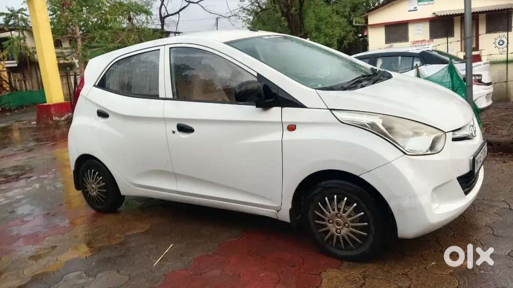 :
Hyundai Eon 2015  2nd Owner  Petrol + Cng  Excellent Condition