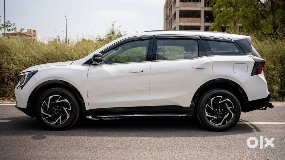 Mahindra Xuv 7xo Ax, 2026, Petrol