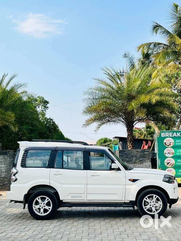 Mahindra Scorpio S10 7 Seater, 2017, Diesel