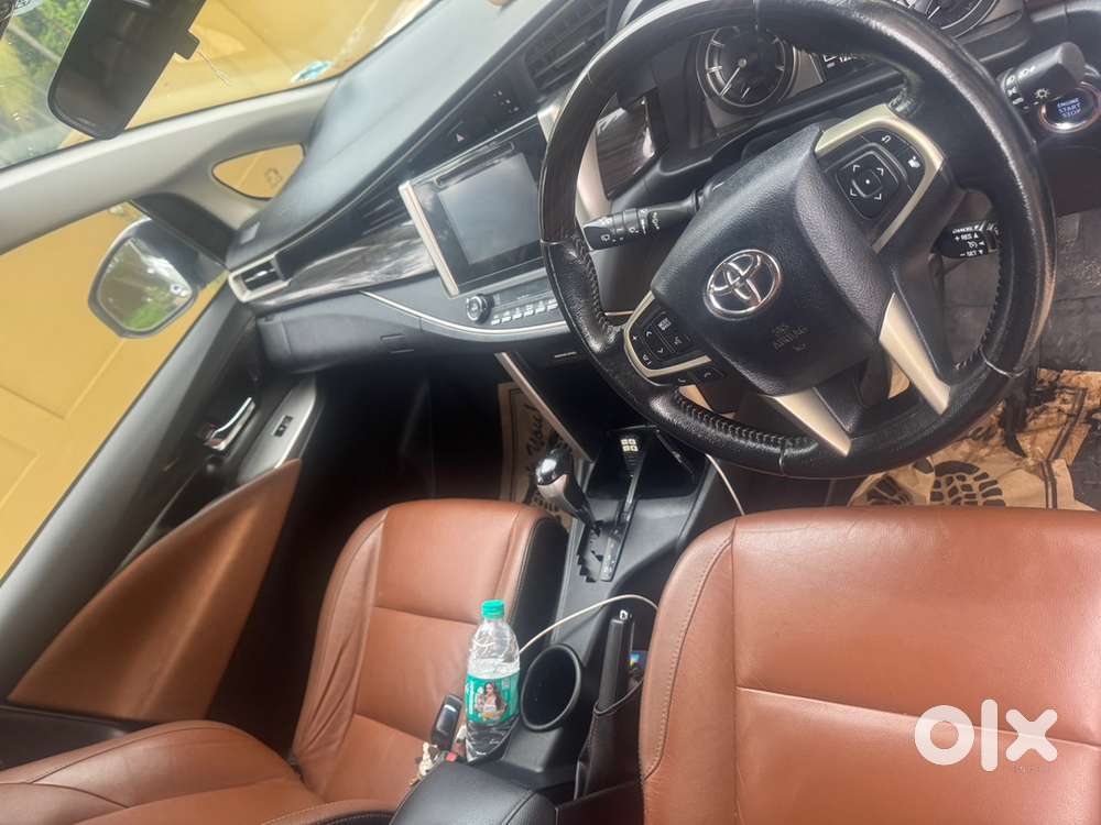 Toyota Innova Crysta Diesel 2018/12month
