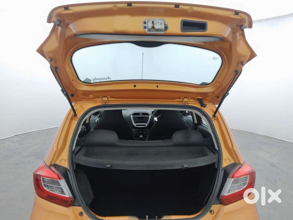 Tata Tiago 1.2 Revotron Xt, 2017, Petrol