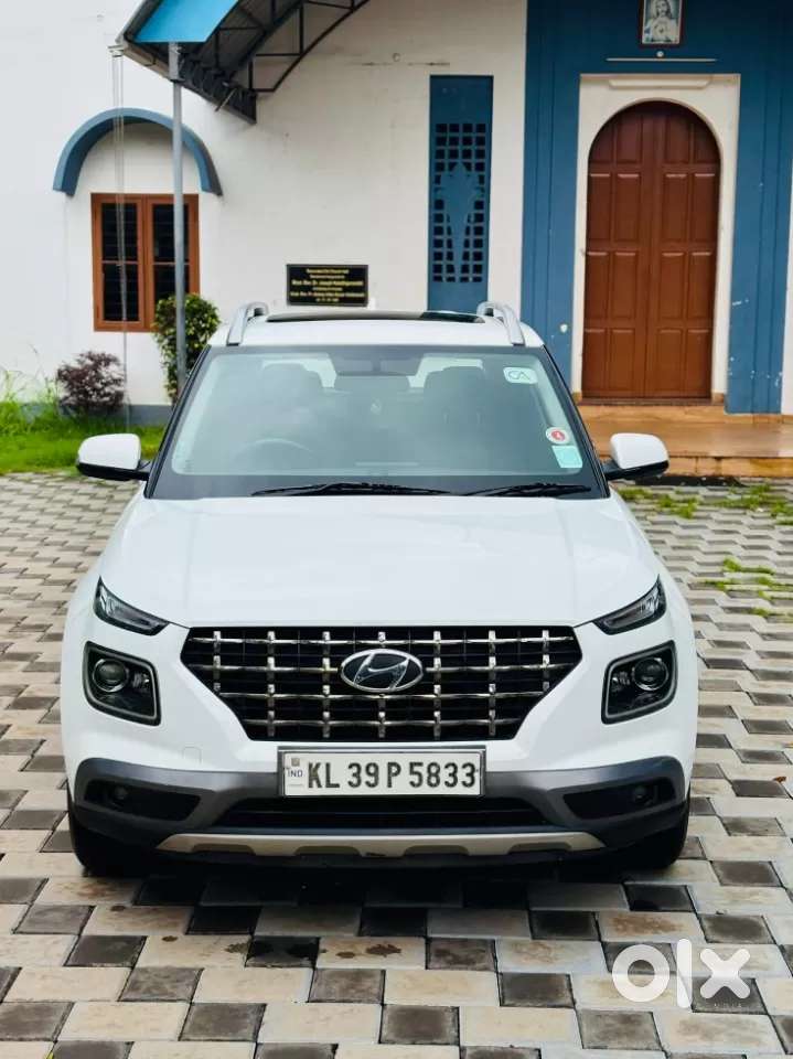 Hyundai Venue 1.0 Sx (o) Turbo Dct, 2019, Petrol