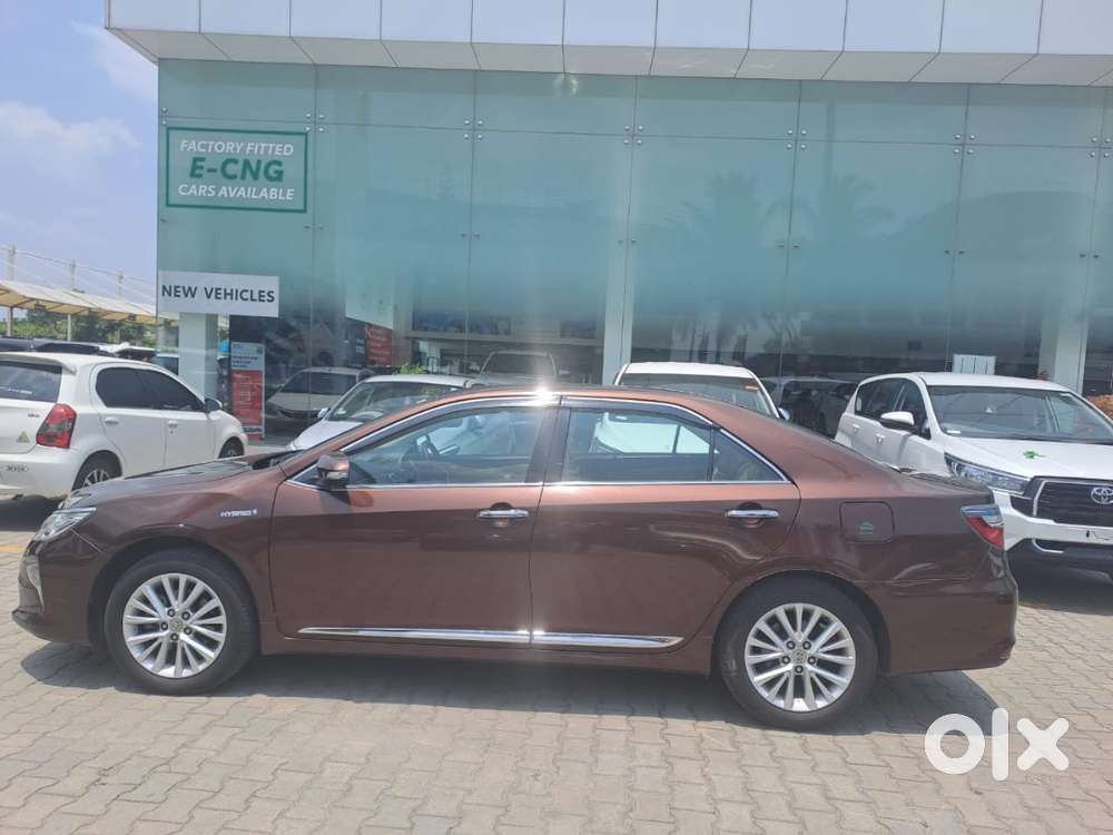Camry Hybrid