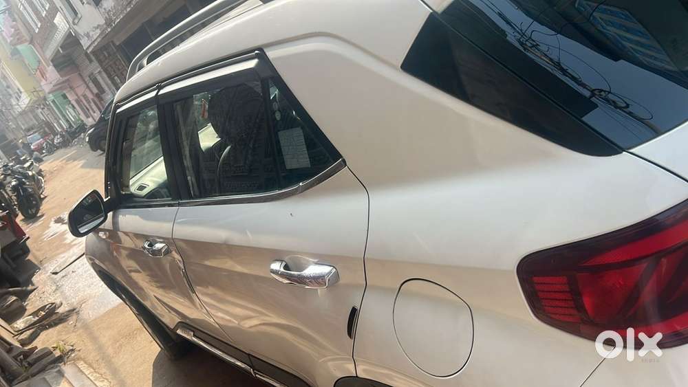 Hyundai Venue Petrol 2019