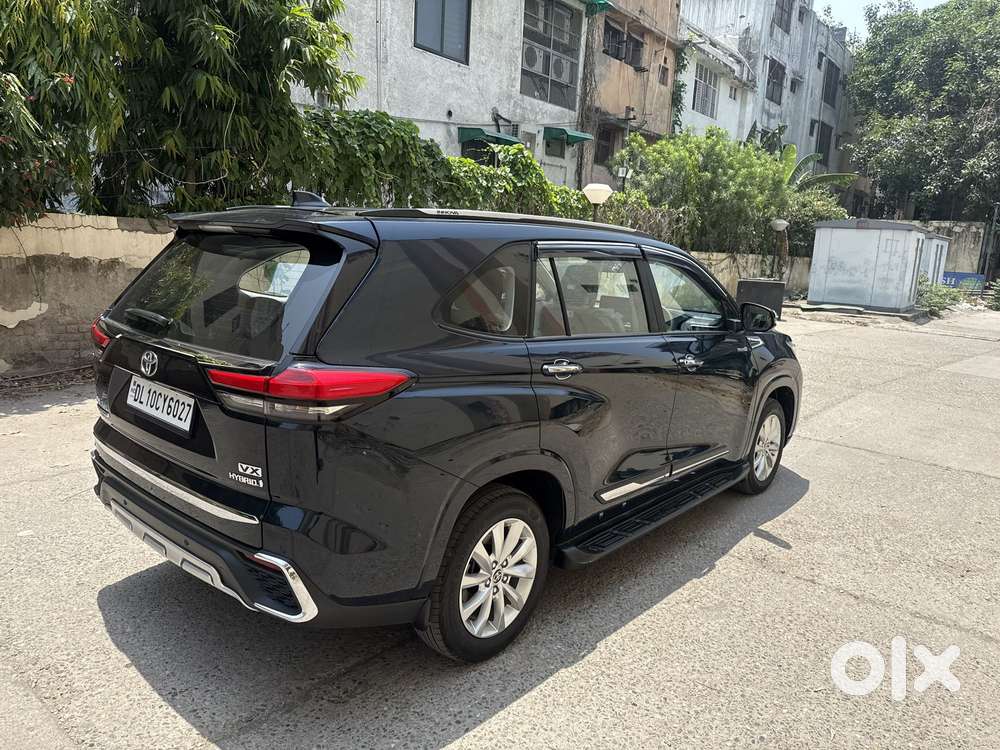 Toyota Innova Hycross 2.0 Vx (o) Hybrid 7 Str, 2024, Cng & Hybrids