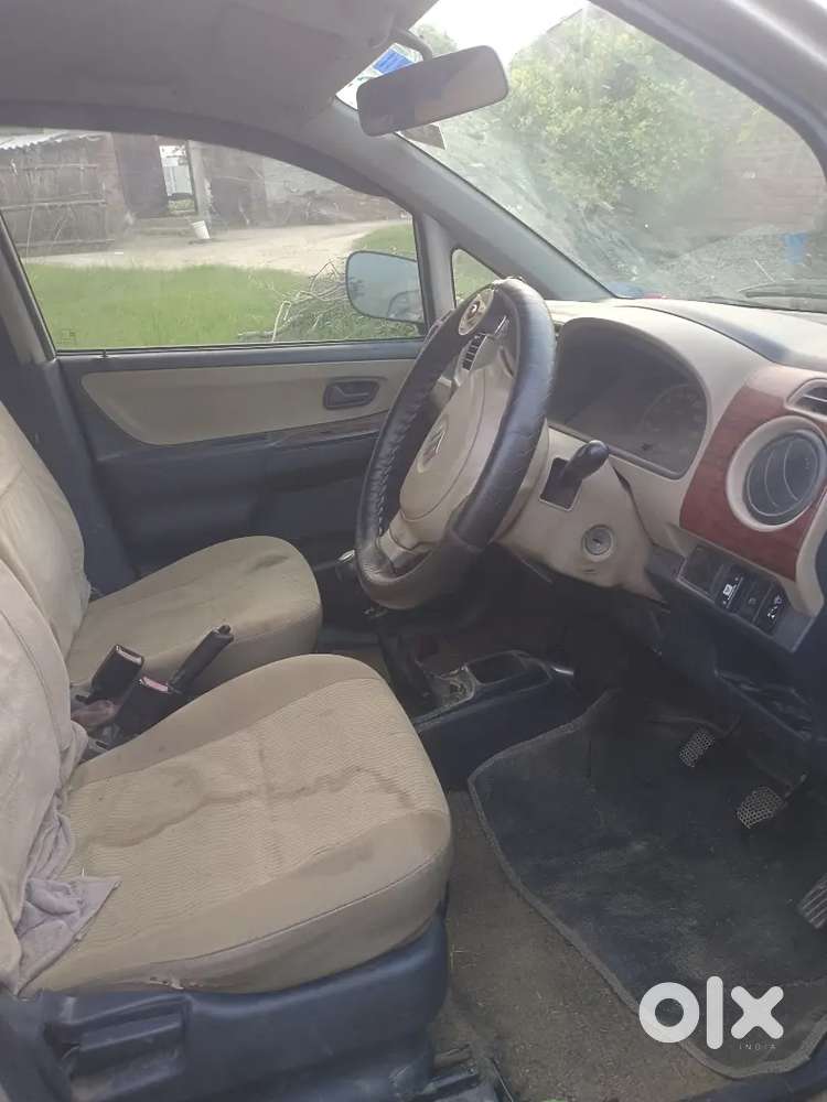 Maruti Suzuki Zen Estilo 2010