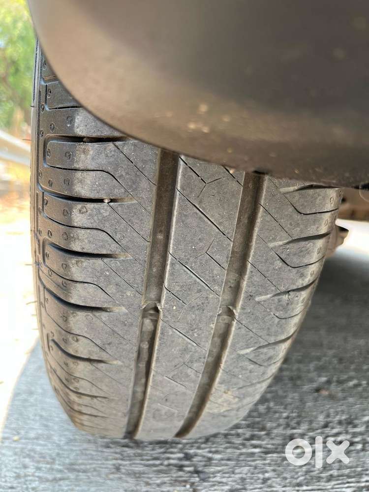 Maruti Suzuki Swift Dzire 1.2 Vxi Bsiv, 2014, Petrol