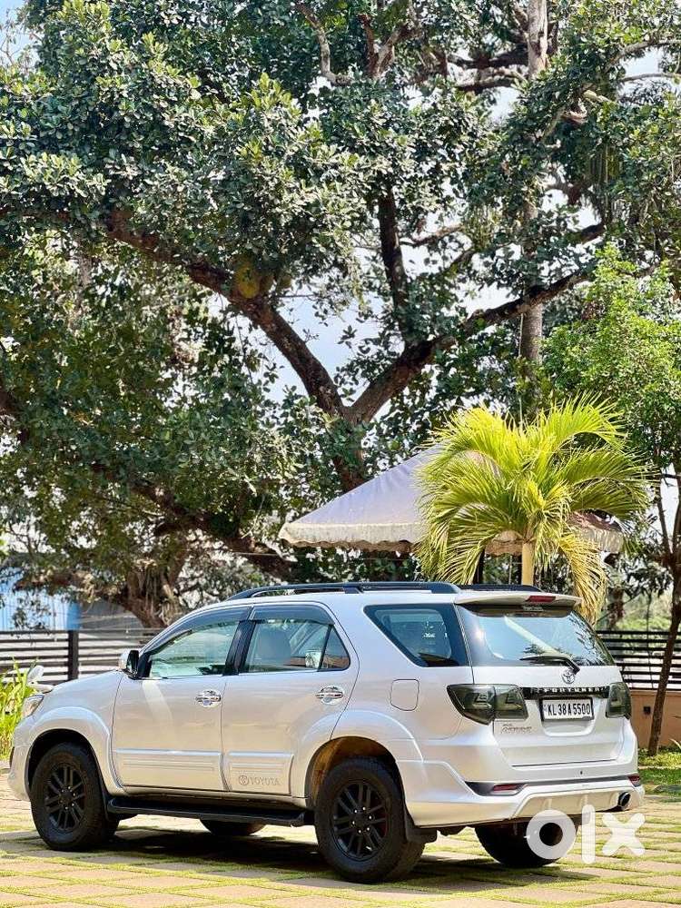 Toyota Fortuner 3.0 4x4 Manual, 2010, Diesel