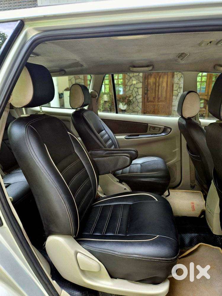 Toyota Innova 2.5 G (diesel) 7 Seater, 2014, Diesel