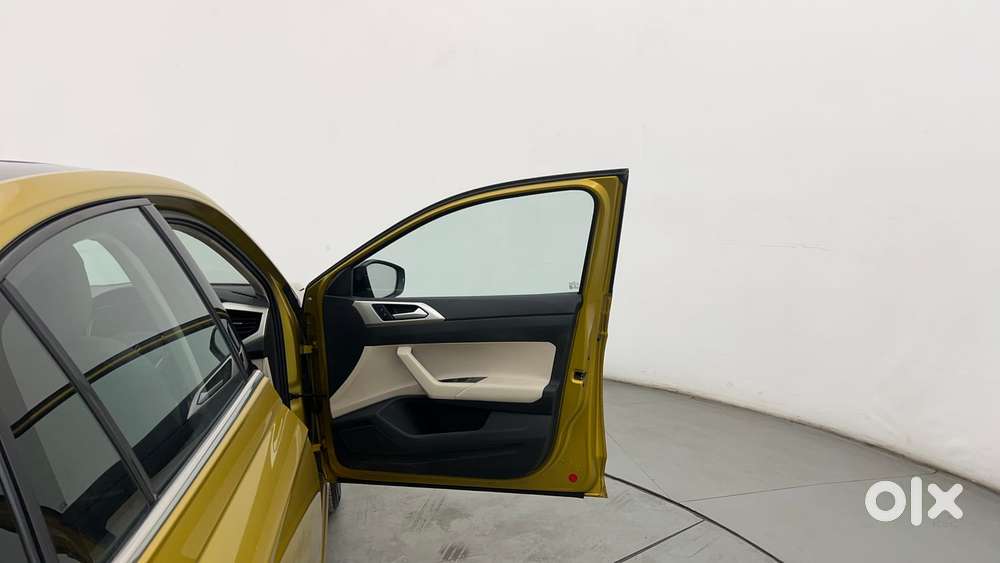 Volkswagen Virtus 1.0 Topline Tsi At, 2022, Petrol