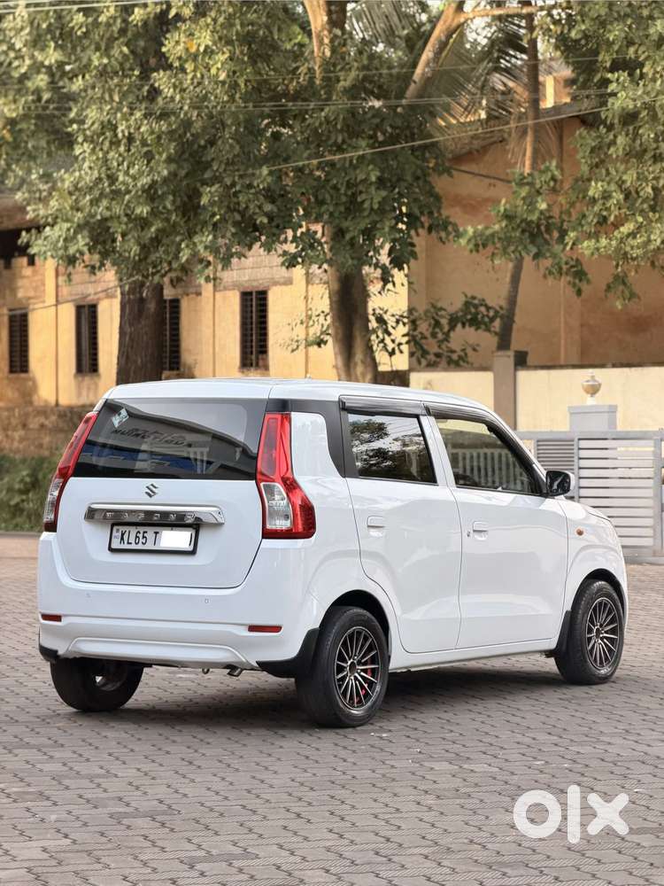 Maruti Suzuki Wagon R Vxi 1.0 Cng, 2022, Cng & Hybrids