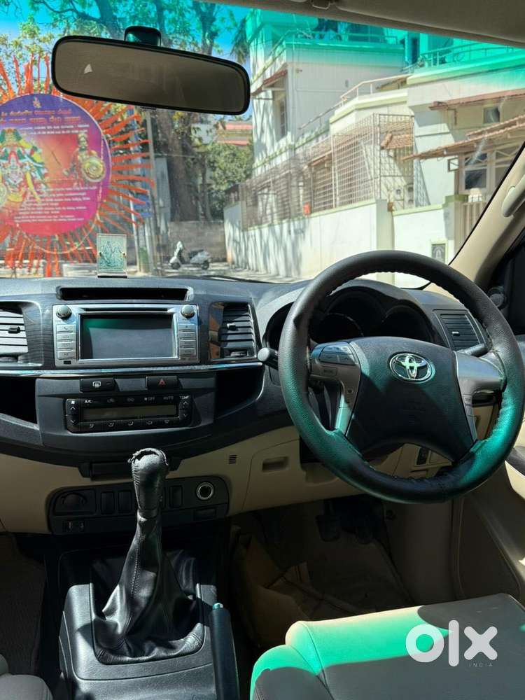 Toyota Fortuner 4x2 Manual, 2015, Diesel