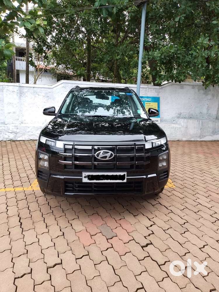 Hyundai Creta - S(o) With Sunroof