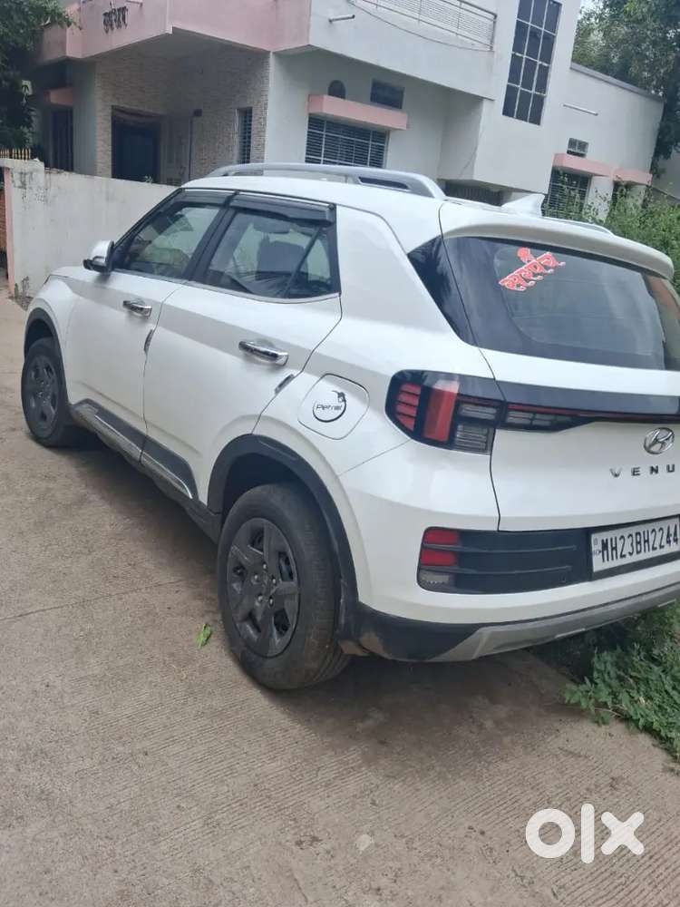 Hyundai New Venue 2023 5 Month Model