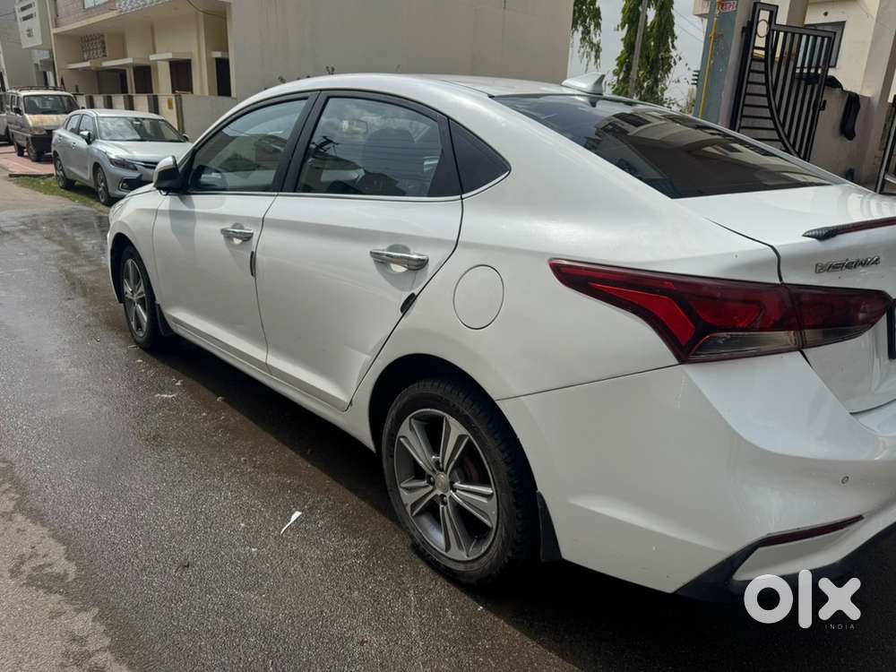 Hyundai Verna 2017 Diesel 93000 Km Driven