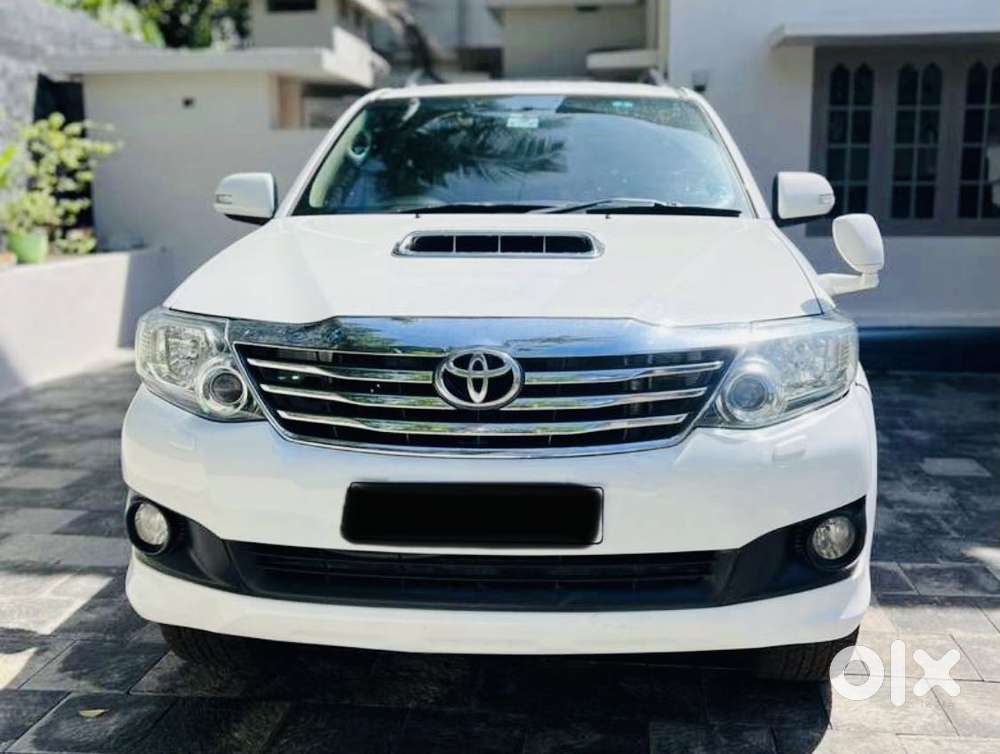 Toyota Fortuner 3.0 4x2 Automatic, 2016, Diesel