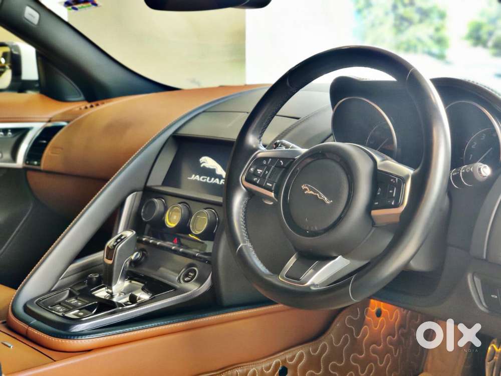 Jaguar F Type Coupe 2.0, 2019, Petrol