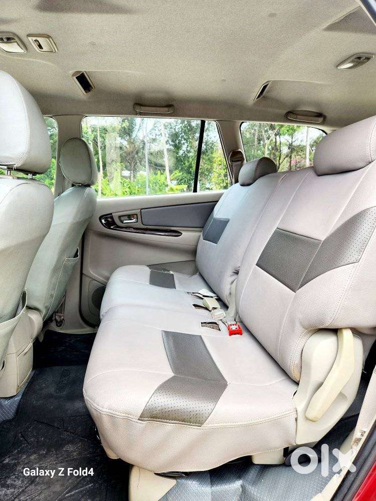 Toyota Innova 2.0 V, 2012, Diesel