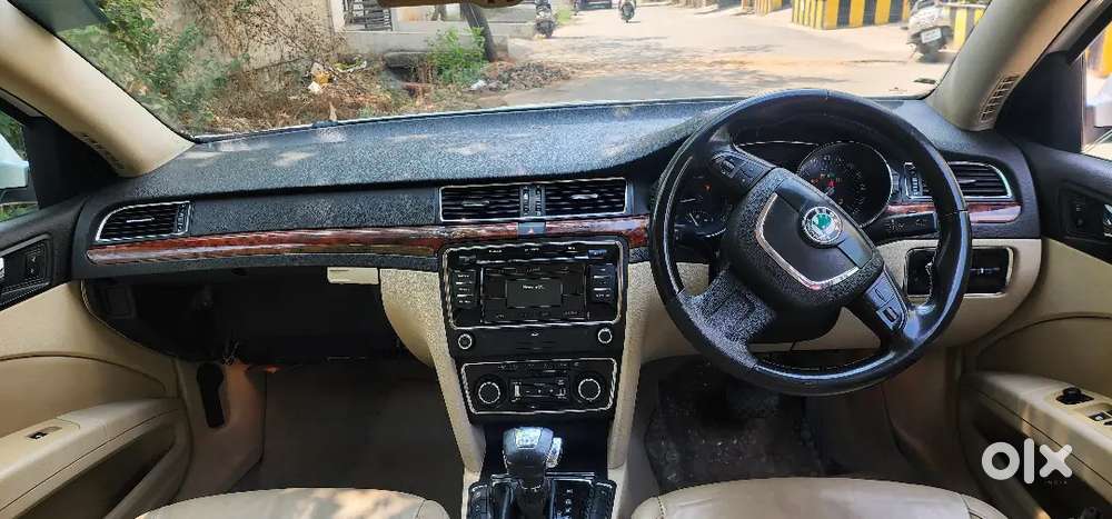 Skoda Superb 2010 Diesel 62000 Km Driven