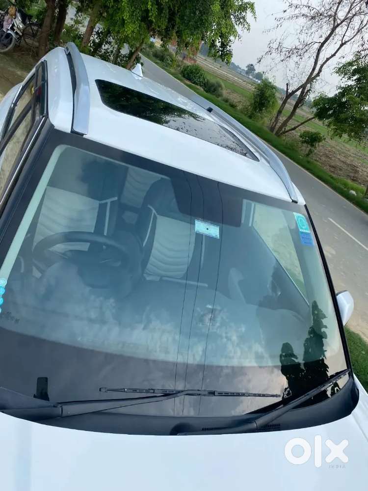 Hyundai Venue 2023 Petrol 47000 Km Driven