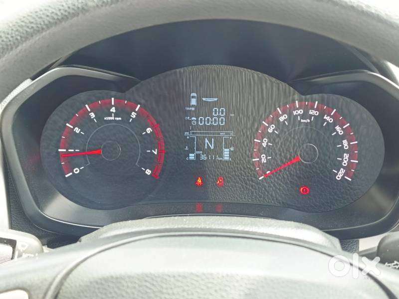 Mahindra Xuv300 W6, 2019, Petrol