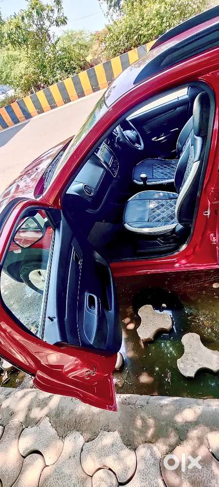  Renault Kwid  Single Lady Driven  33,000 Km  Excellent Condition