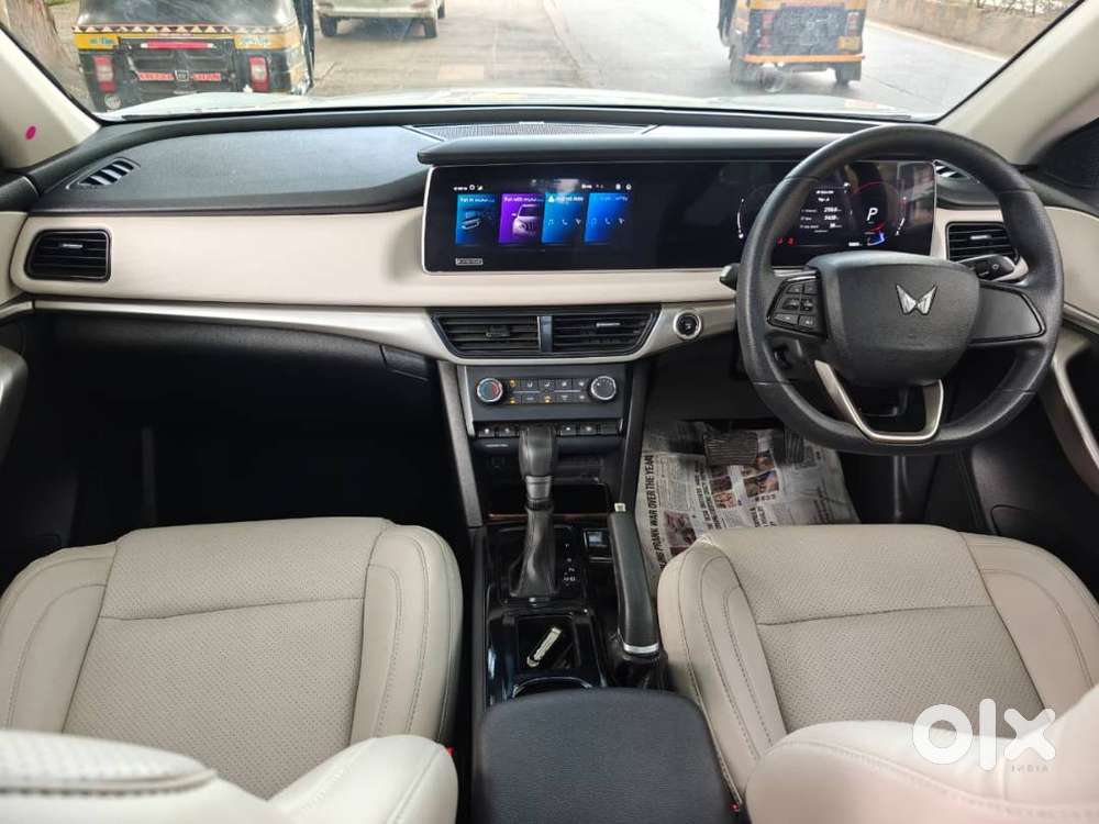 Mahindra Xuv700 Ax5 S Diesel At 2025
