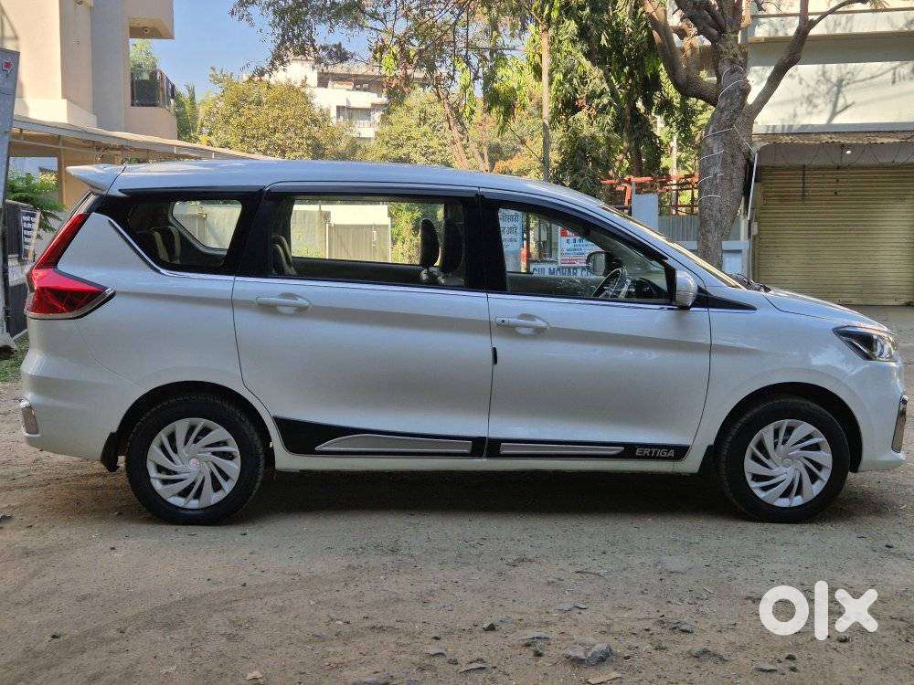 Maruti Suzuki Ertiga 2022-2023  Lxi, 2022, Petrol