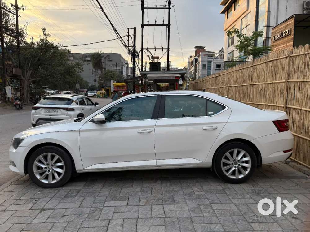 Skoda Superb Style 2.0 Tdi At, 2016, Diesel