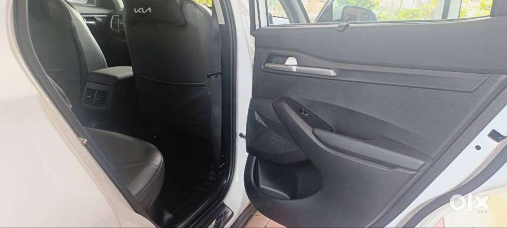 *kia Seltos G1.5 6mt Htk Plus  Suv  Model: Nov 2021  Regn: Dec 2021