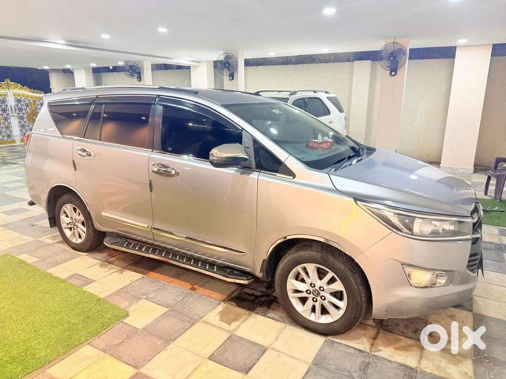 Toyota Innova Crysta 2018 Diesel 190000 Km Driven