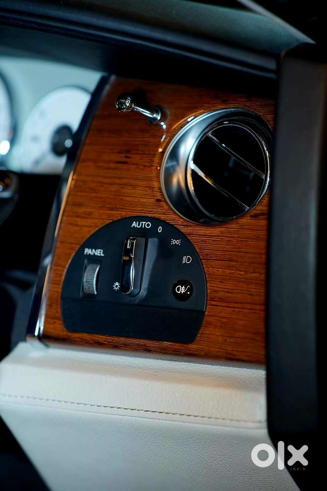 Rolls-royce Ghost Standard, 2010, Petrol